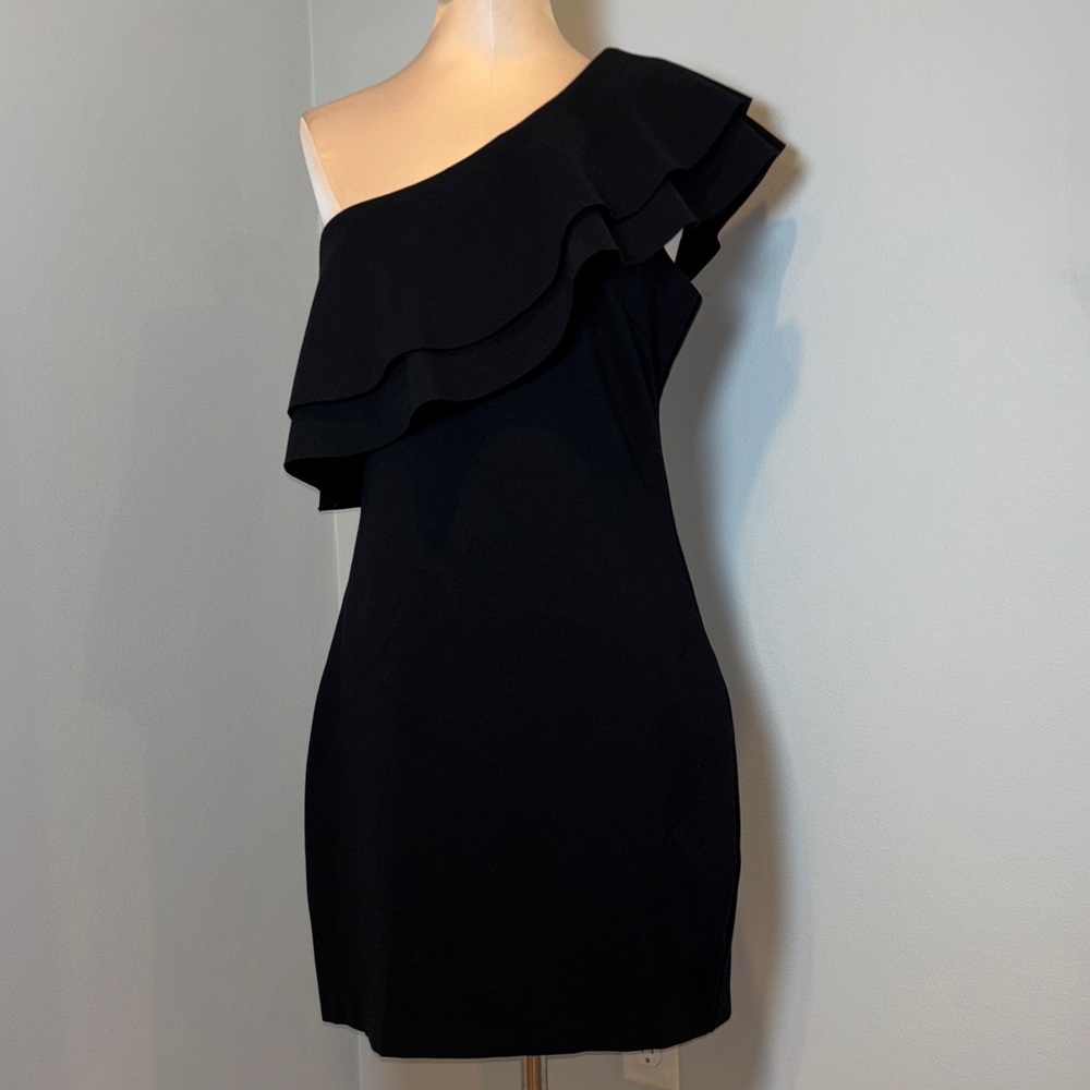 Karlie One Shoulder Ruffle Dress Black Size Large - Picture 1 of 15